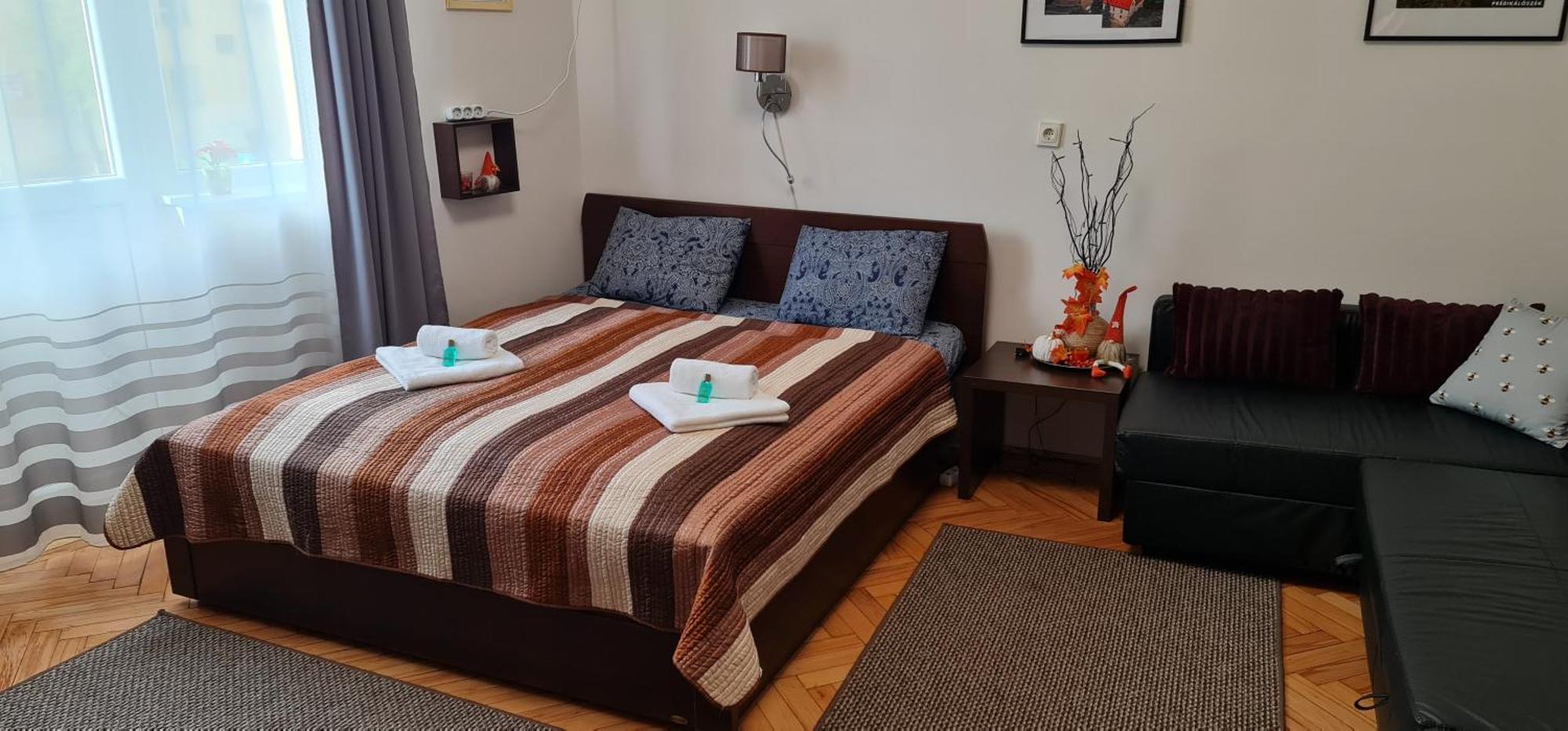Bumblebee Apartment With Ac Budapest Exteriör bild